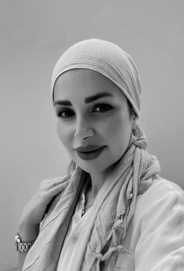 سمیرا بزرگ زاد - پرتره هنرمند