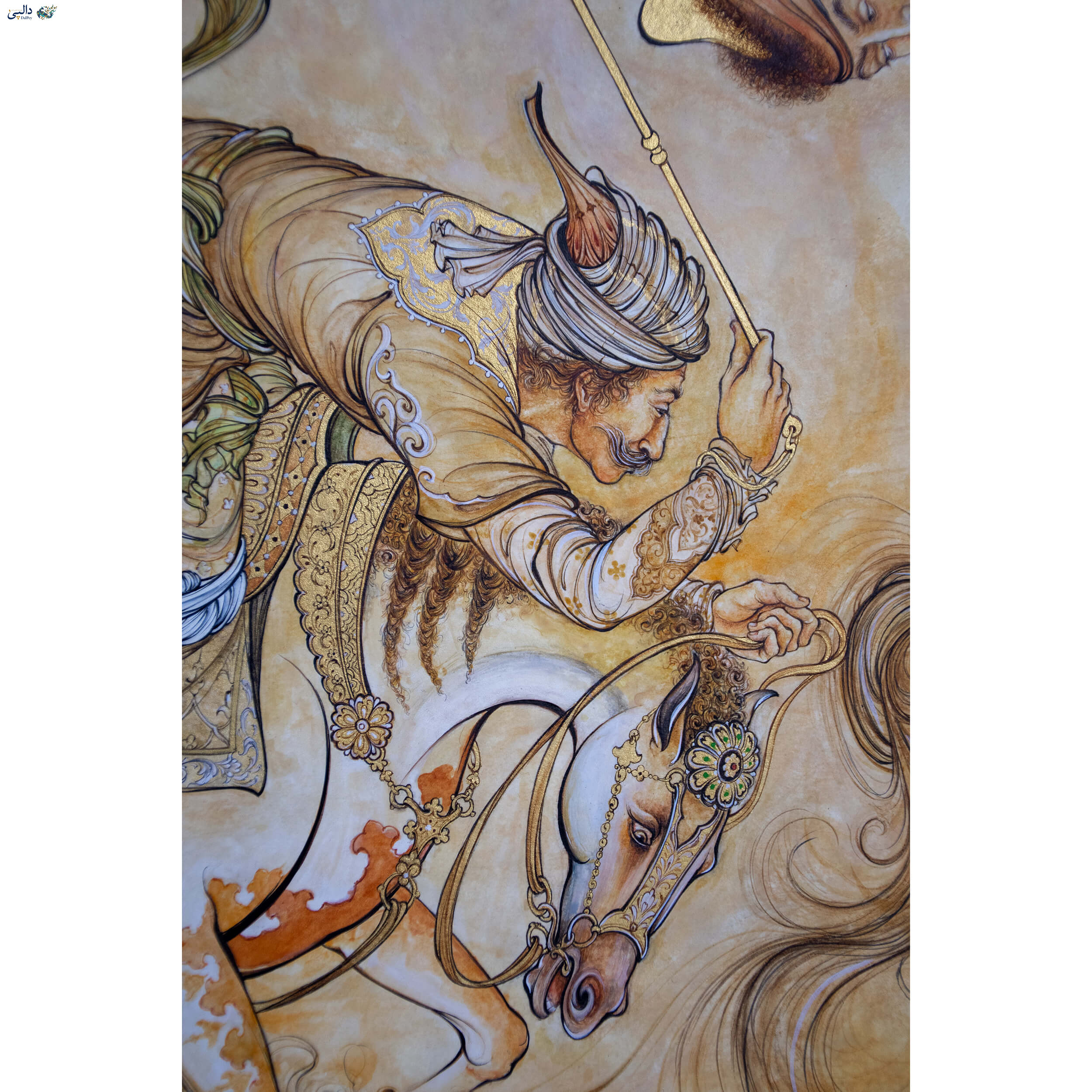 تابلو نگارگری «چوگان» اثر زهرا قاسمی – جدال پرشور دو سوارکار اشرافی با اسب‌های طلاکاری‌شده در بازی چوگان، اجرا شده با گواش، آبرنگ و طلا روی کاغذ دست‌ساز | فروشگاه اینترنتی دالپی