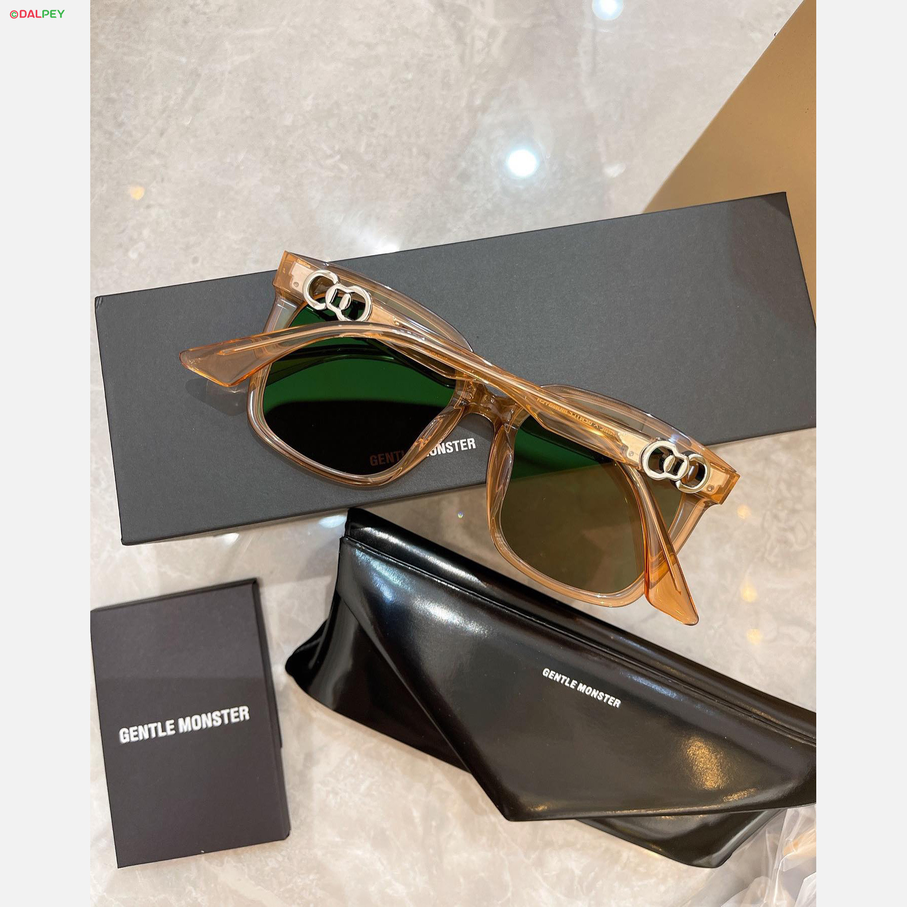 عینک آفتابی جنتل مانستر مدل GENTLE MONSTER Jennie - Angel BRC1