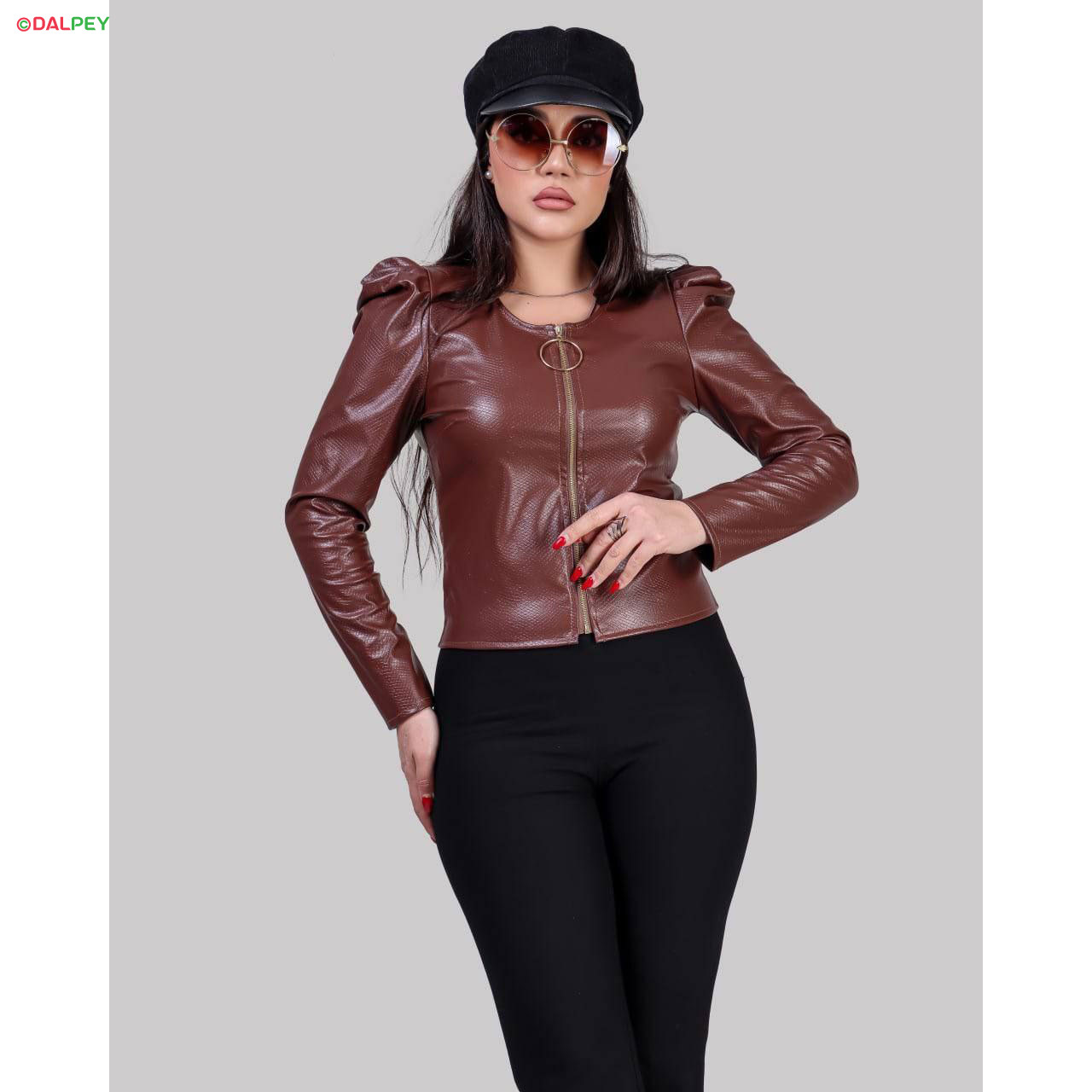 نیم ترنه چرم مصنوعی کیفیت فوق العاده در انواع رنگ و طرح فروشگاه اینترنتی دالپی