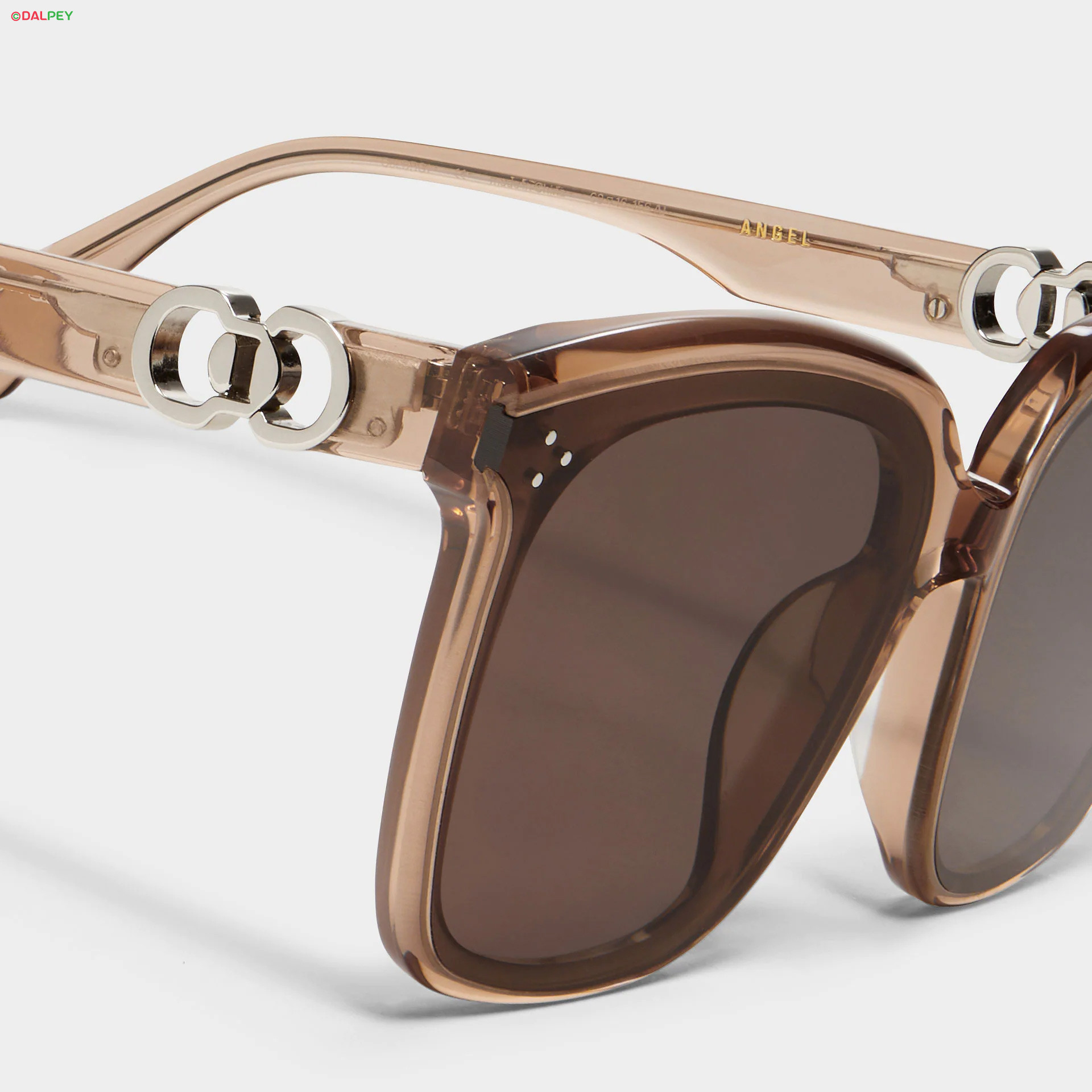 عینک آفتابی جنتل مانستر مدل GENTLE MONSTER Jennie - Angel BRC1 | فروشگاه اینترنتی دالپی